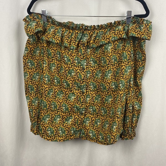 J. Crew Ratti Elephant Off Shoulder Ruffle Blouse - Size 6 - Picture 3 of 15